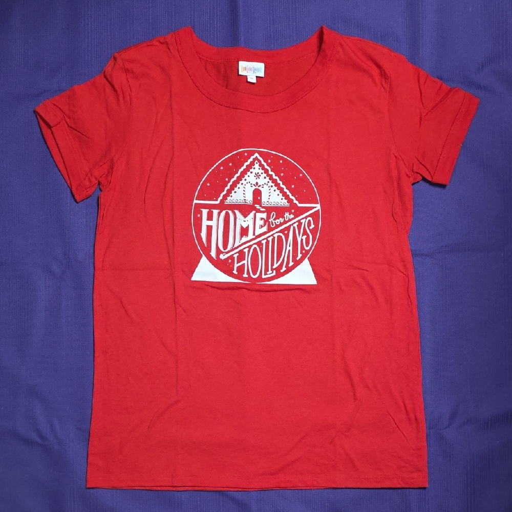 LuLaRoe Red 'Home for the Holidays' T-Shirt